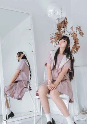 美女小说污网站在线观看视频_蓝光免费观看视频