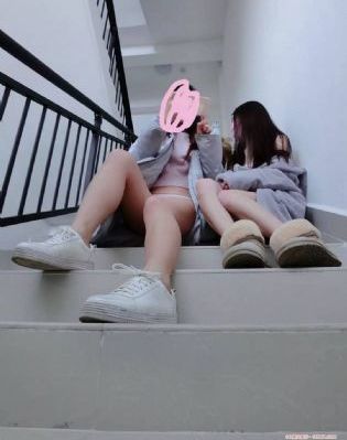 舔嗯啊嗯啊_1080P影视在线观看