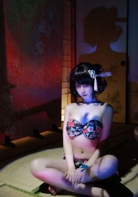 女教师裸体授课在线视频播放_全集在线观看